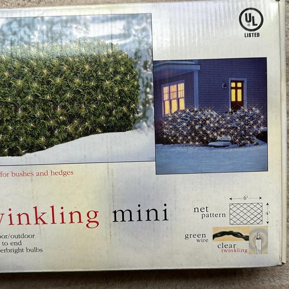 NIB Target Seasonal Specialities 150 Clear Twinkling Mini Net Lights 4’x6’